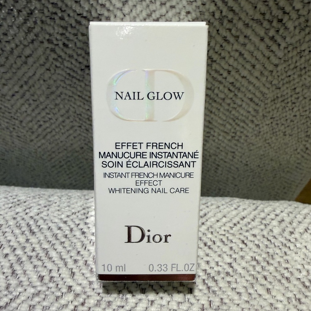 Dior Nail Glow Instant Manicure Effect